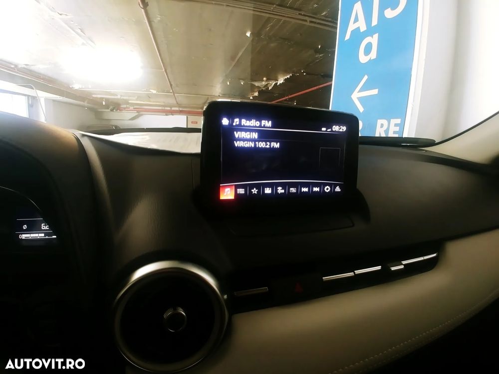 Mazda CX-3 G121 4x2 Takumi - 19
