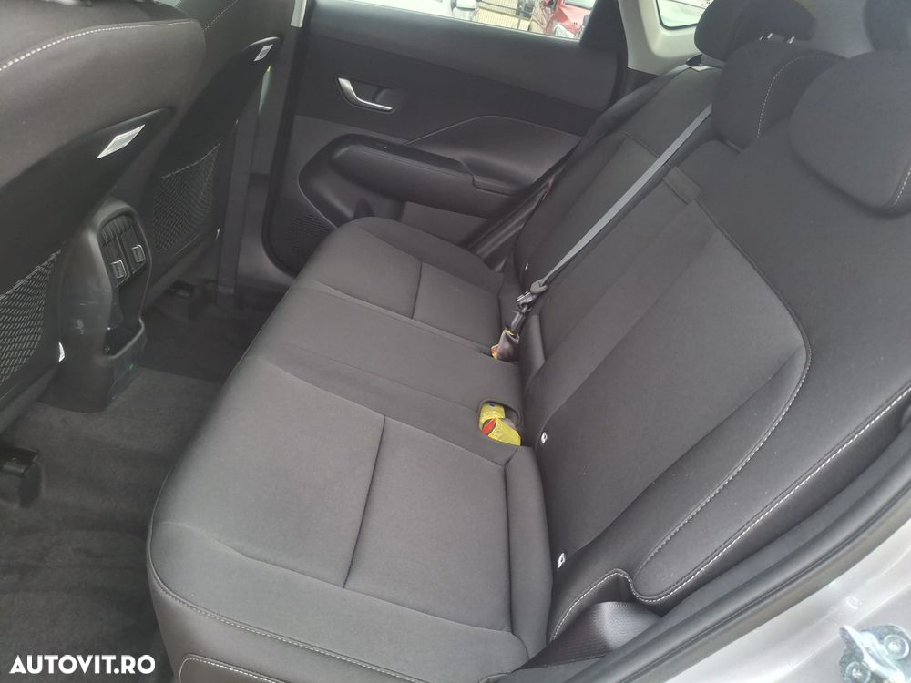Hyundai KONA 1.6 T-GDI 138 CP 7DCT 2WD Premium+ - 11