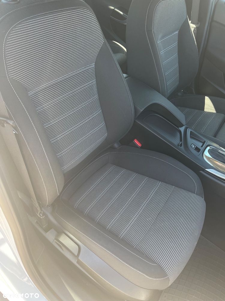 Opel Insignia 2.0 CDTI automatik Business Innovation - 16