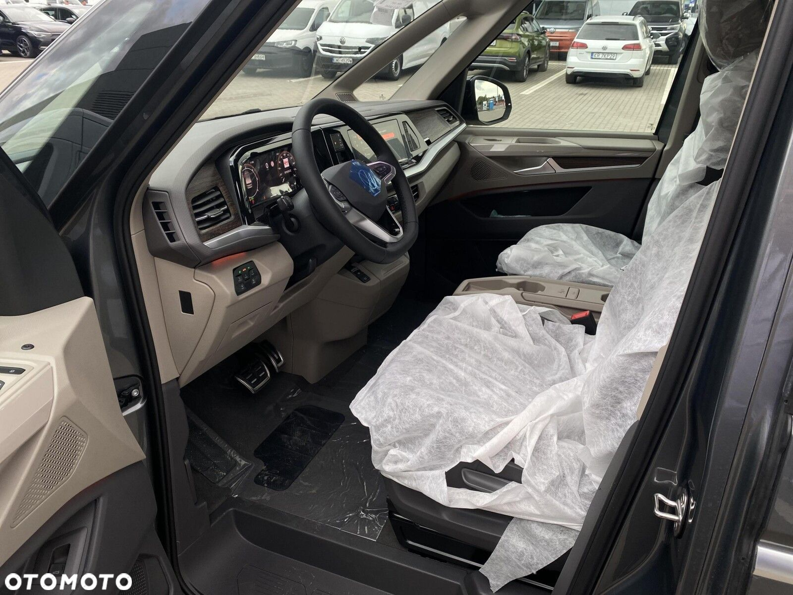Volkswagen Multivan 2.0 TDI L1 Style DSG - 9