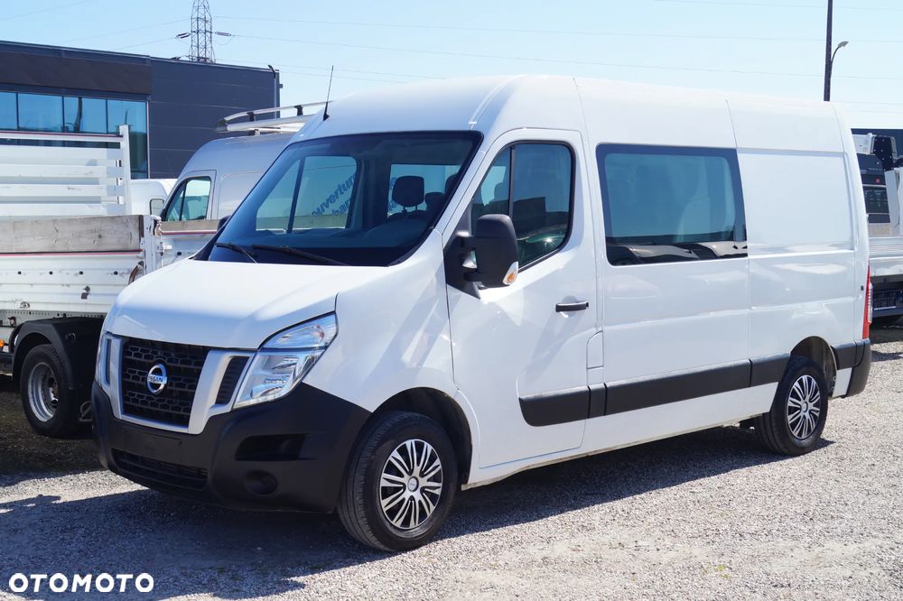 Nissan NV400 - 4