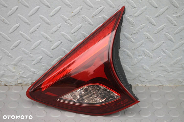 LAMPA LED W BŁOTNIK PRAWA TYLNA PRAWY TYŁ MAZDA CX-5 I LIFT 14-17