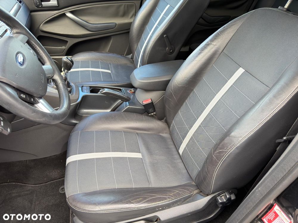 Ford Kuga 2.0 TDCi Titanium - 7