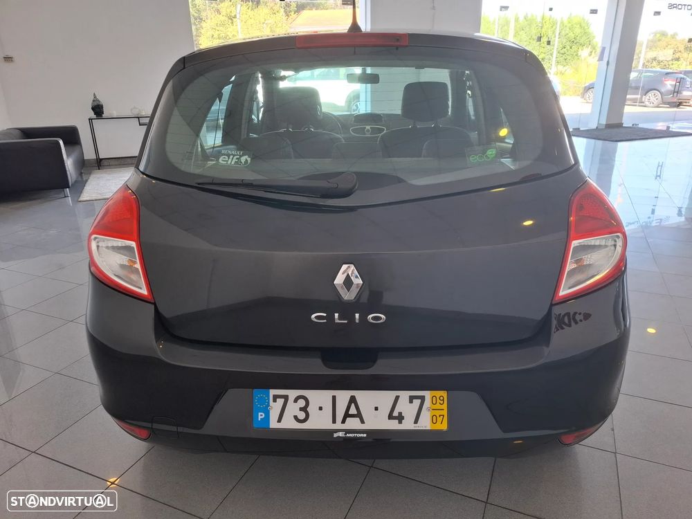 Renault Clio 1.5 dCi Dynamique S - 6