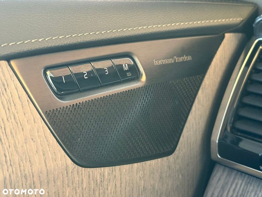Volvo XC 90 - 20