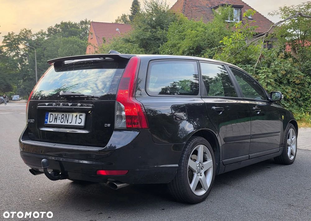 Volvo V50 D5 Summum - 1