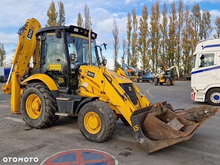 JCB 3CX - 5