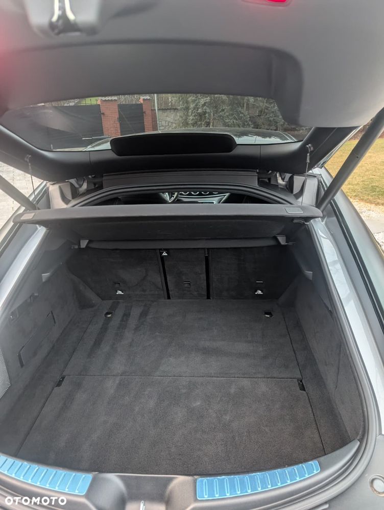 Mercedes-Benz AMG GT 43 4-Matic+ - 19