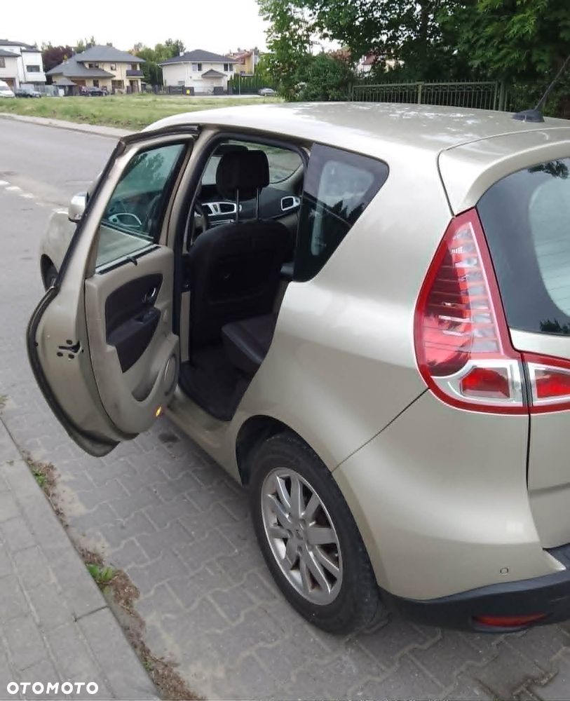 Renault Scenic 1.9 dCi Confort Privilege - 7
