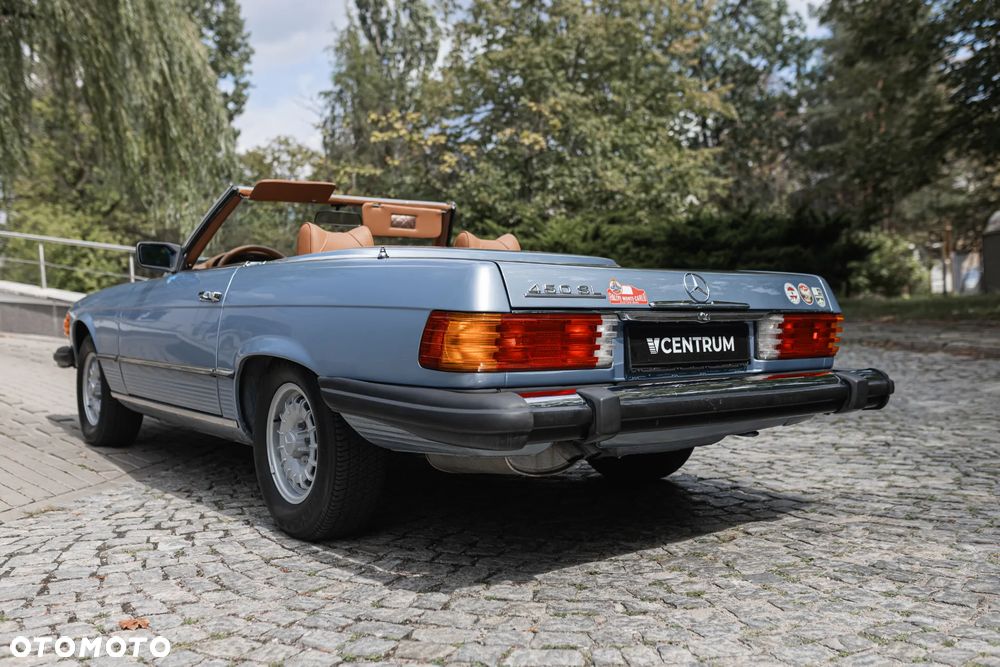 Mercedes-Benz SL - 13