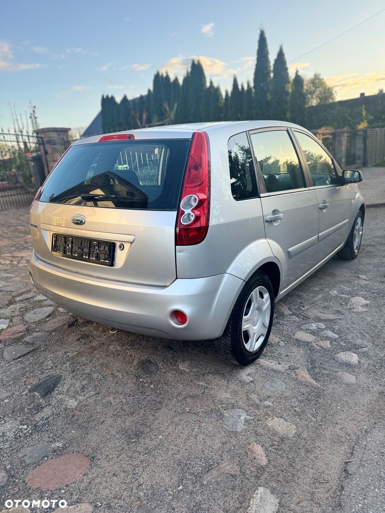 Ford Fiesta 1.3 - 10