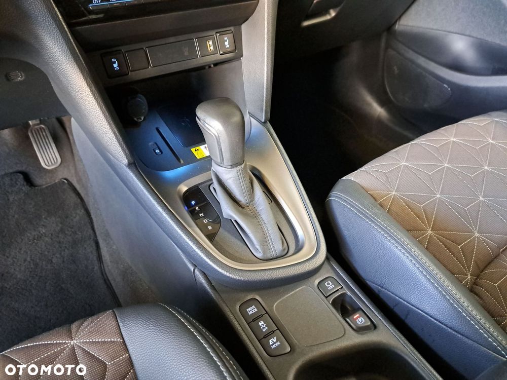 Toyota Yaris Cross - 27