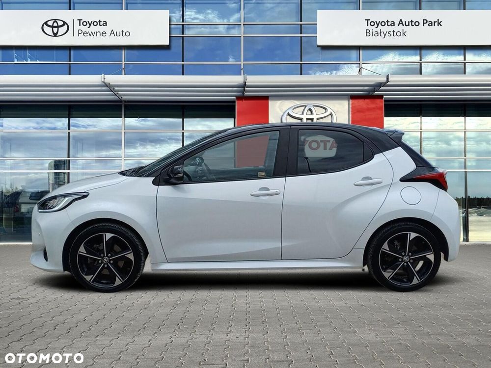 Toyota Yaris Hybrid 1.5 Premiere Edition - 2