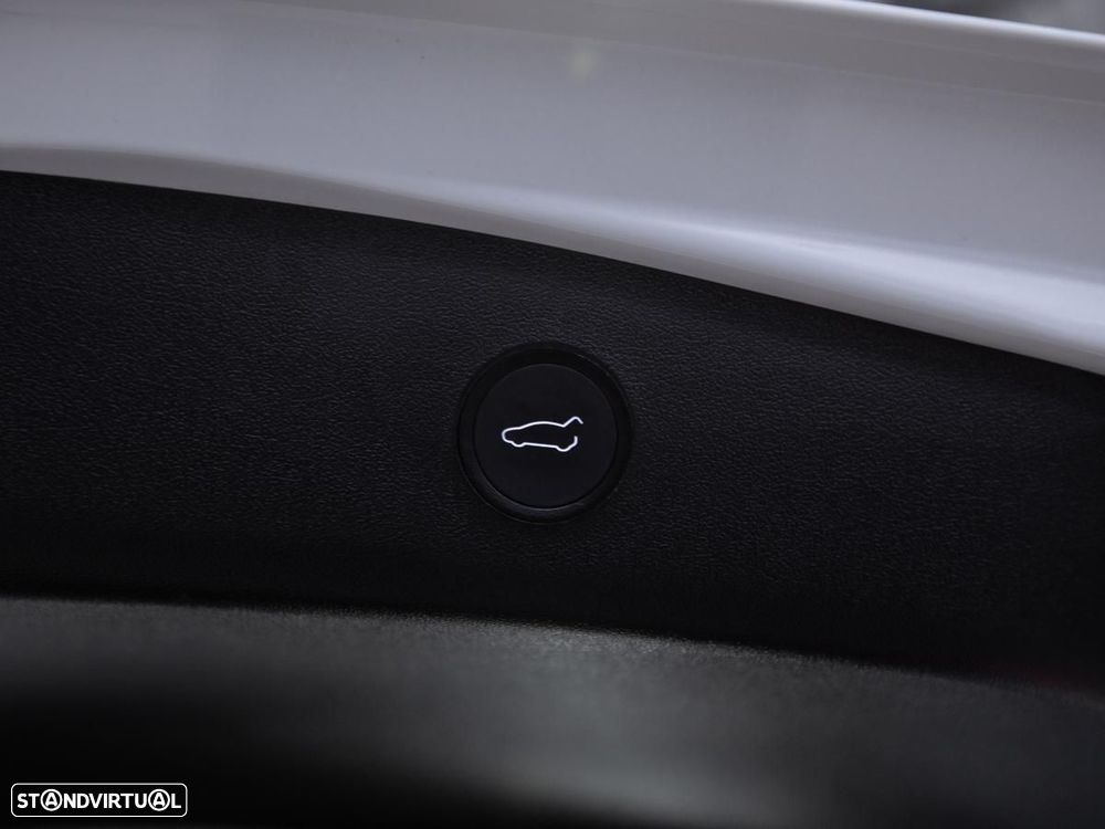 Tesla Model 3 Long-Range Dual Motor AWD - 15