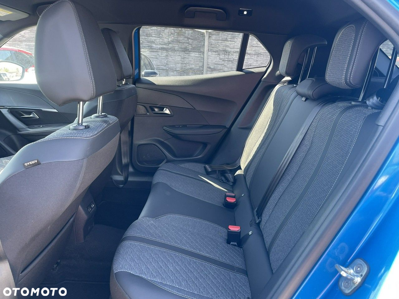 Peugeot 2008 1.2 PureTech Allure Pack S&S EAT8 - 10