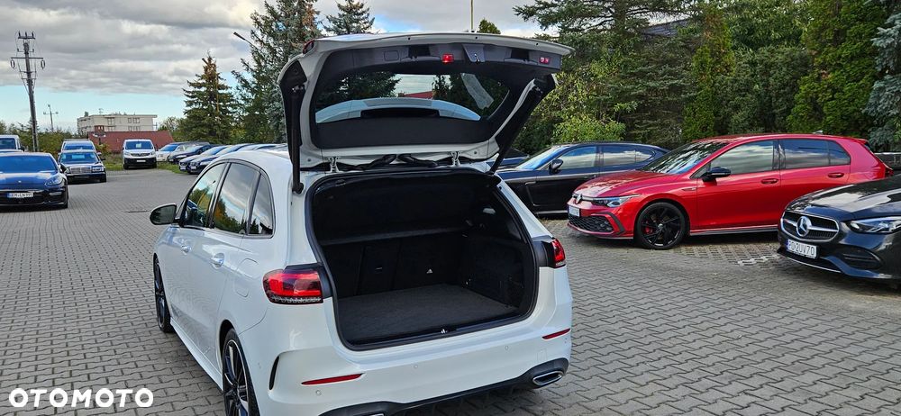 Mercedes-Benz Klasa B 200 d 8G-DCT AMG Line - 23