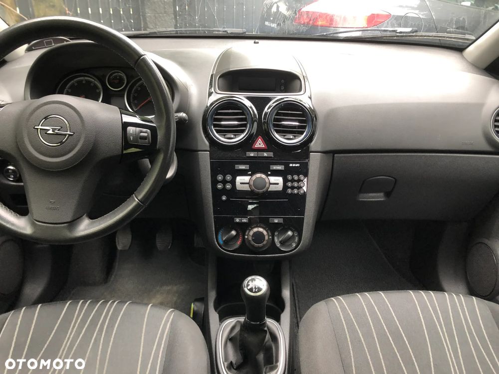 Opel Corsa 1.4 16V Edition 111 Jahre - 8