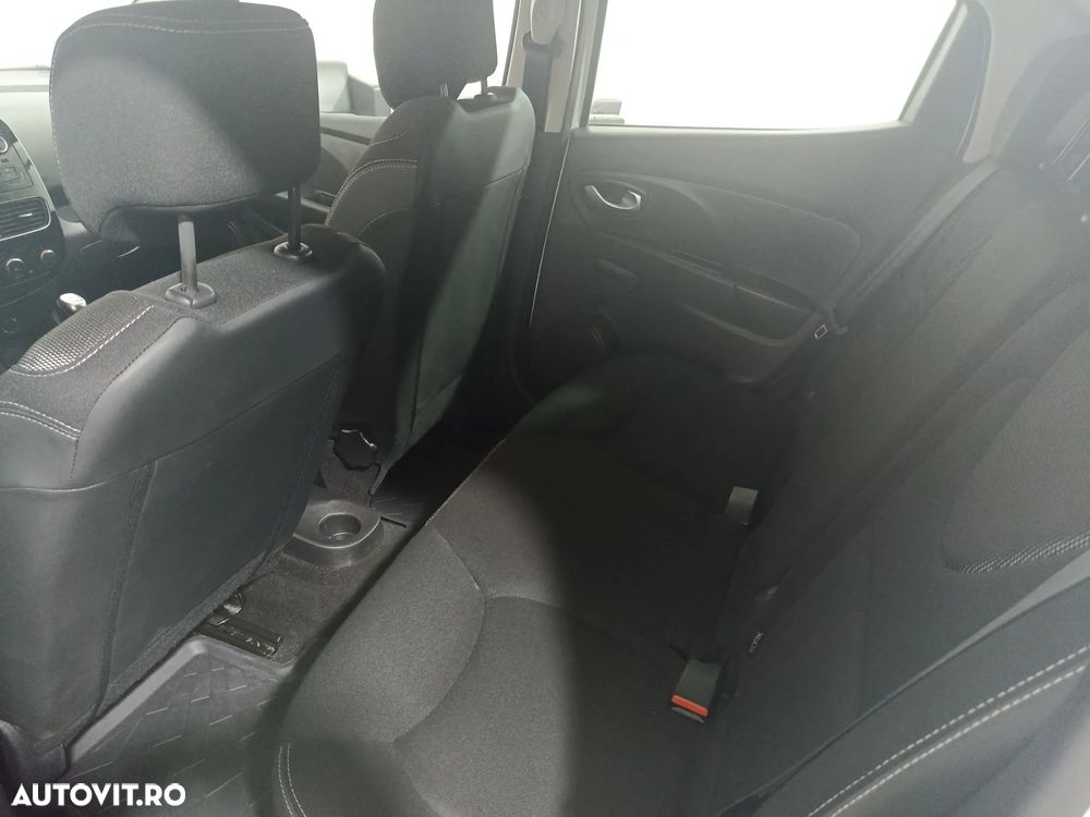Renault Clio TCe Life - 15
