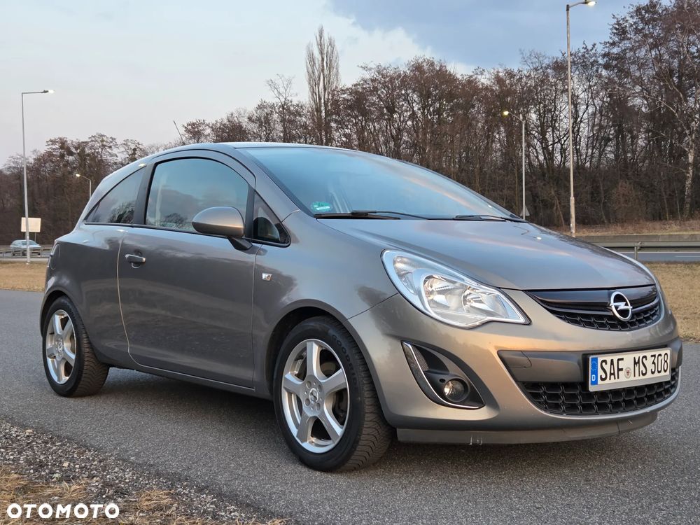 Opel Corsa 1.4 16V Color Elegance - 2