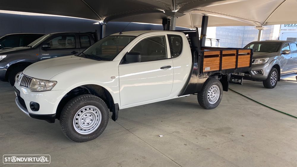 Mitsubishi L200 Pick Up 4x4 Invite Club Cab - 3