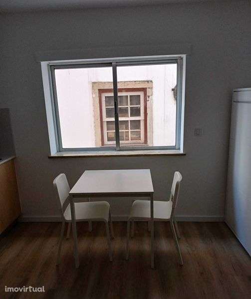 T0 - Terreiro da Erva Coimbra - Grande imagem: 2/4