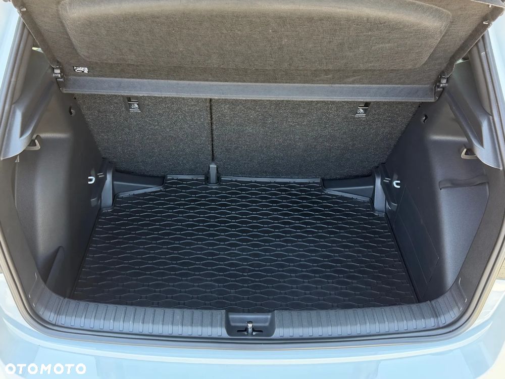 Skoda Fabia 1.0 TSI Monte Carlo DSG - 23