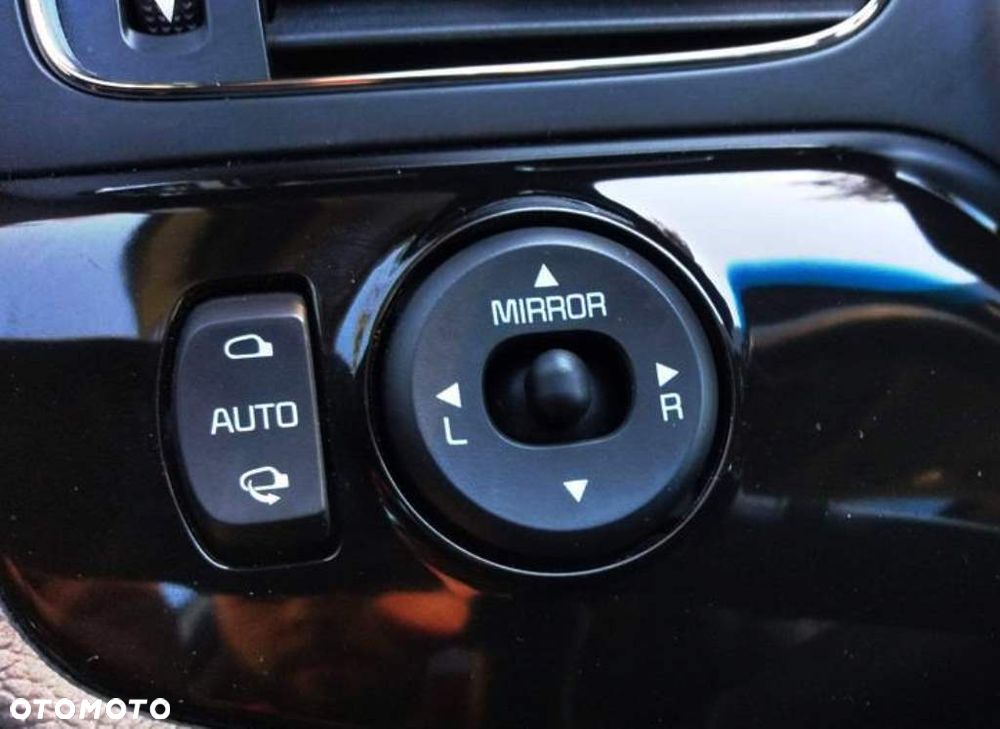 Kia Ceed 1.6 CRDi 128 Platinum Edition - 23