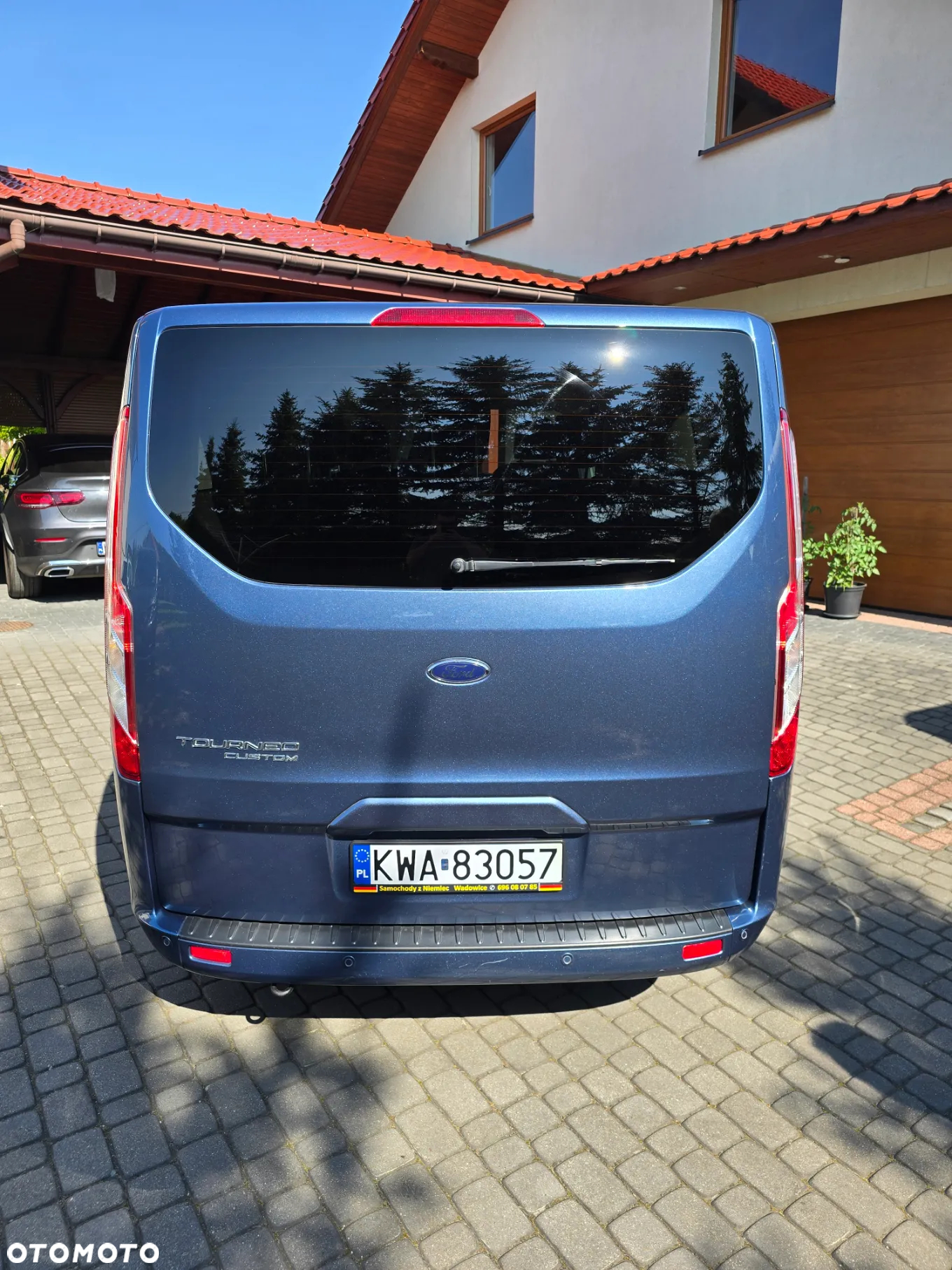 Ford Tourneo Custom 2.0 EcoBlue L1 Titanium - 4