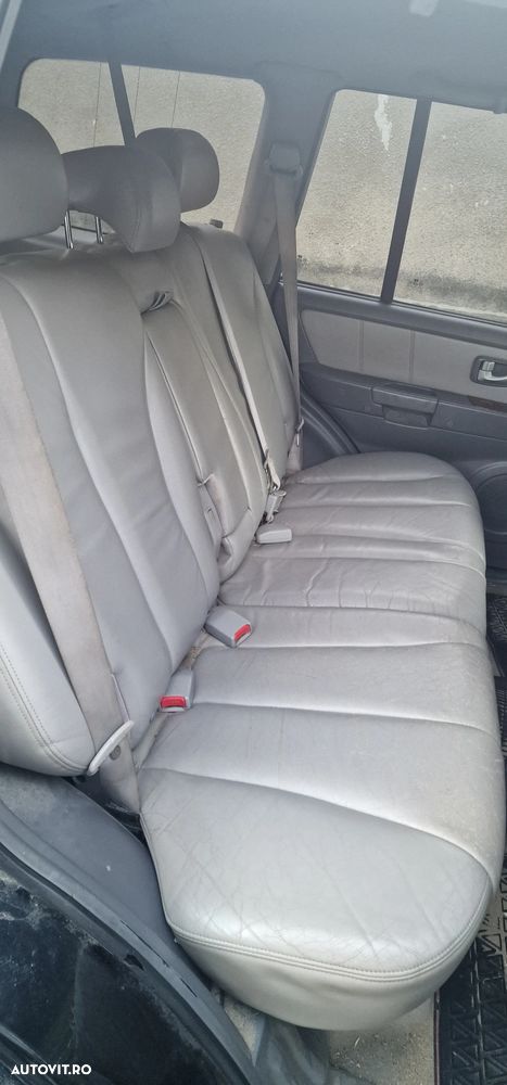 Hyundai Terracan - 4