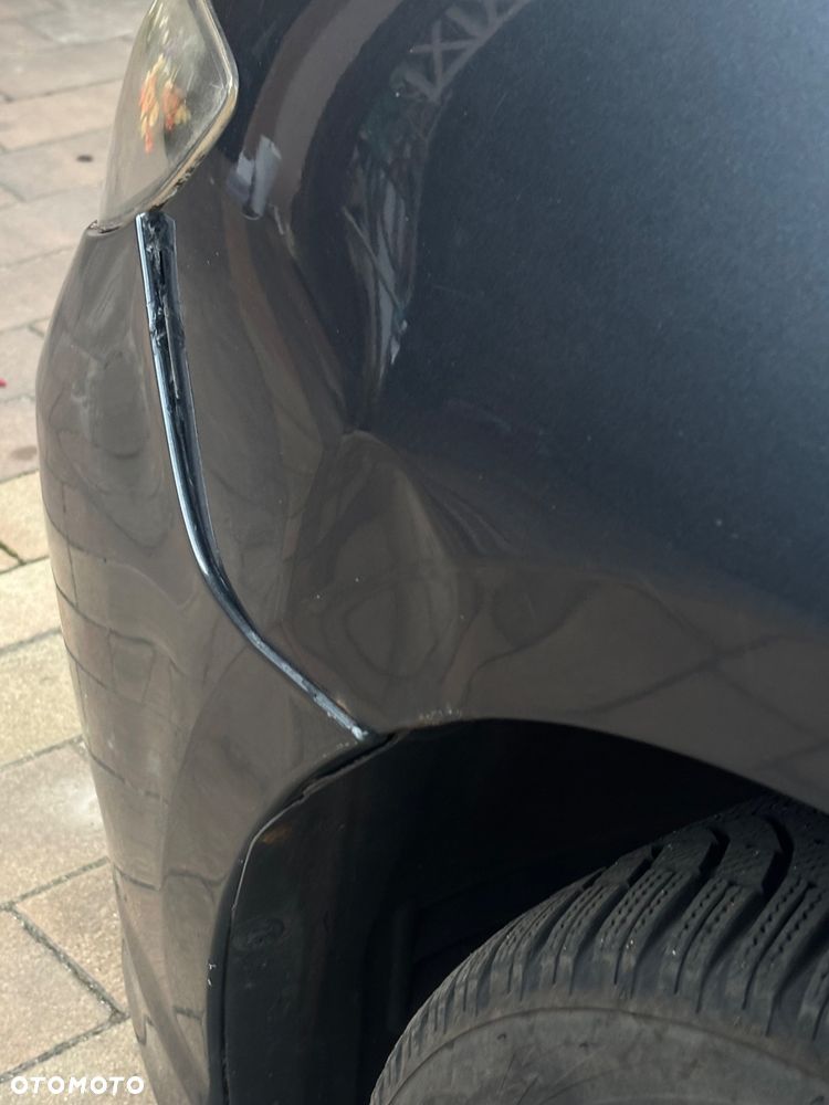 Mazda 3 - 10