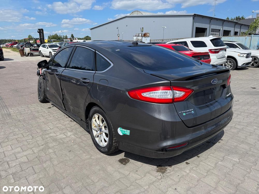 Ford Mondeo - 4