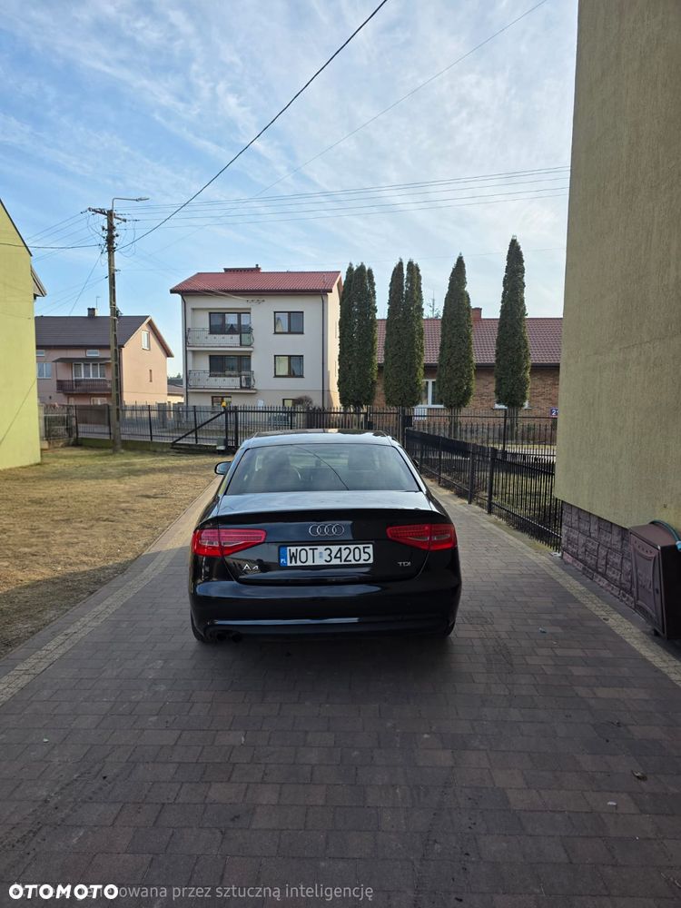 Audi A4 Limousine 2.0 TDI - 6