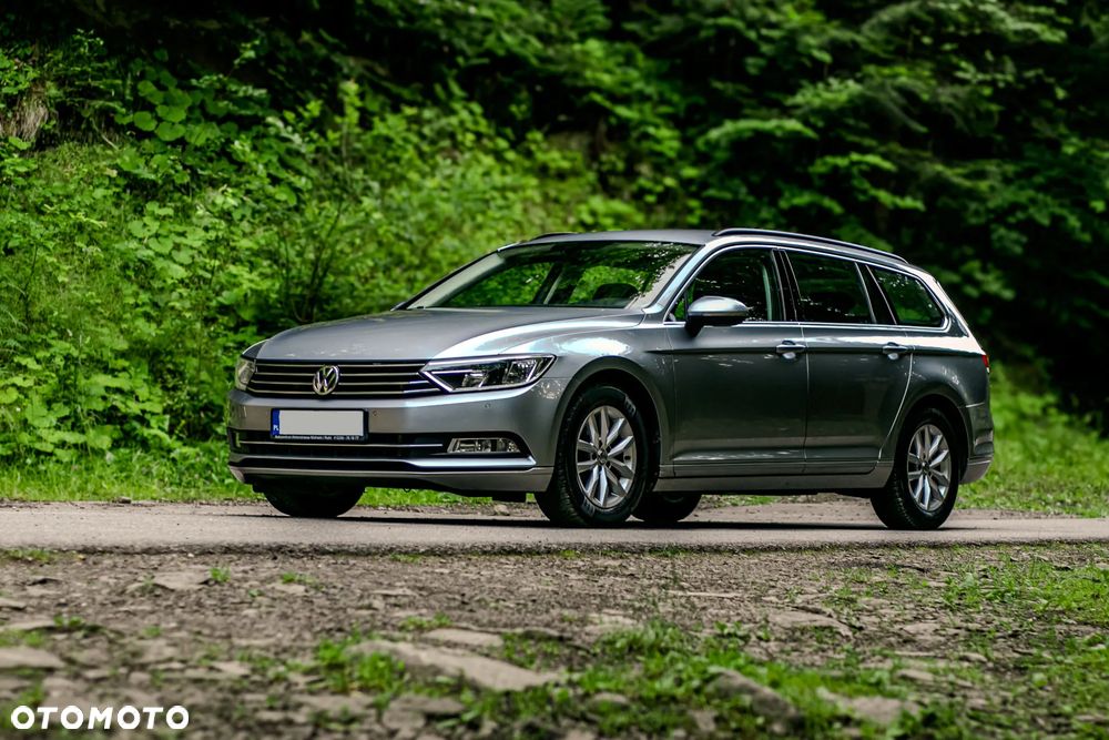 Volkswagen Passat 1.8 TSI (BlueMotion Technology) DSG Comfortline - 1