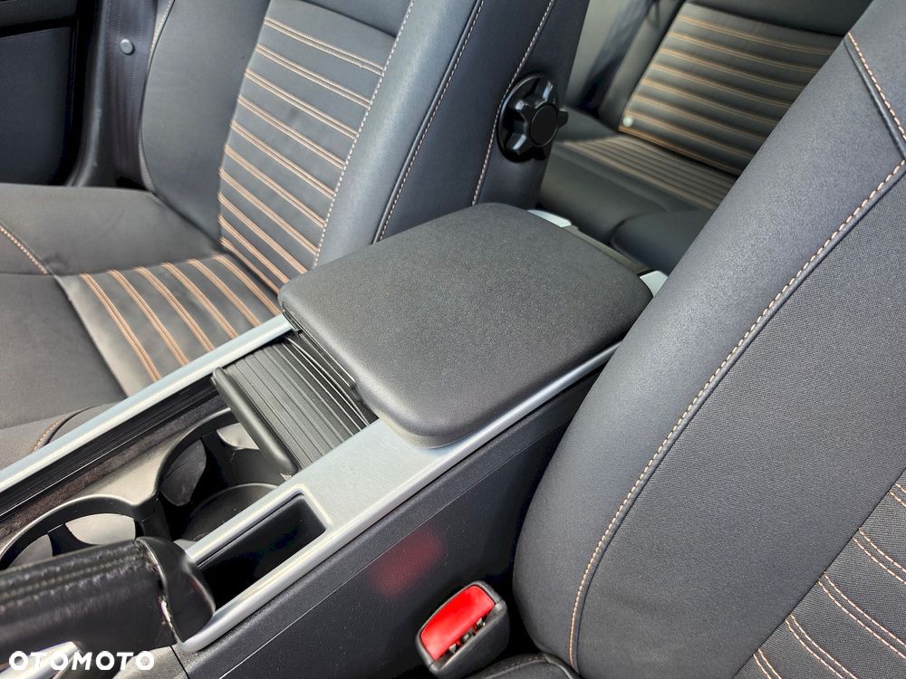 Volvo V50 DPF D2 Summum - 19