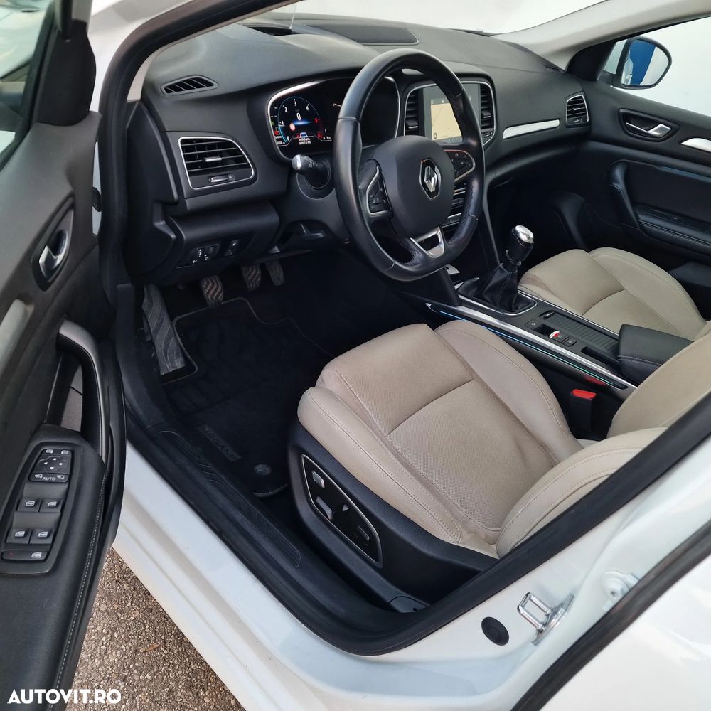 Renault Megane Blue dCi 116 Intens - 10