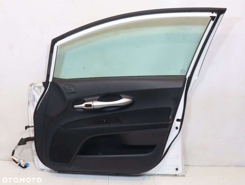 DRZWI PRAWY PRZÓD TOYOTA AURIS I LIFT 040 - 2