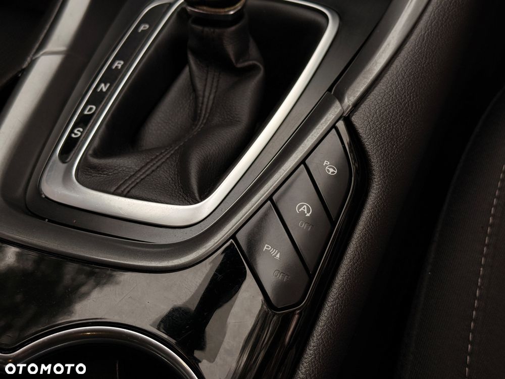 Ford Mondeo 2.0 TDCi Gold X (Trend) 4WD PowerShift - 33