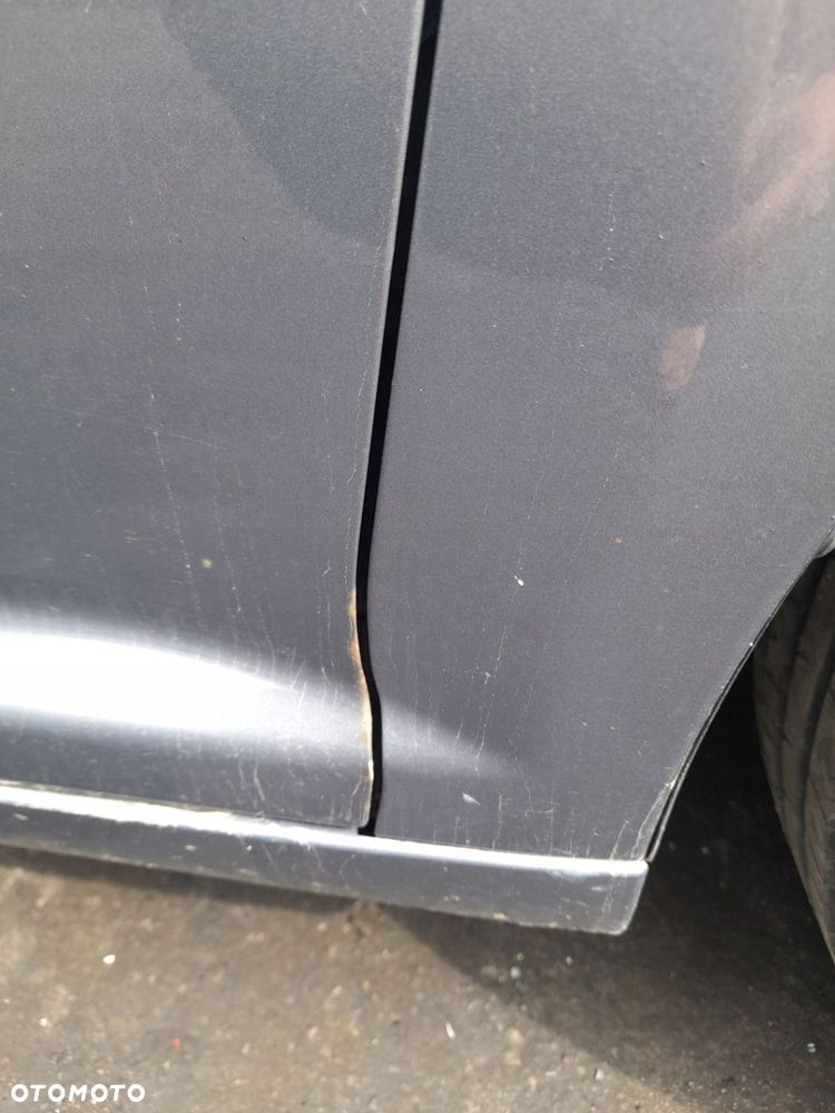 TOYOTA AVENSIS II T25 03-09 kod 1E5 drzwi prawy przód prawe przednie KOMBI * - 2