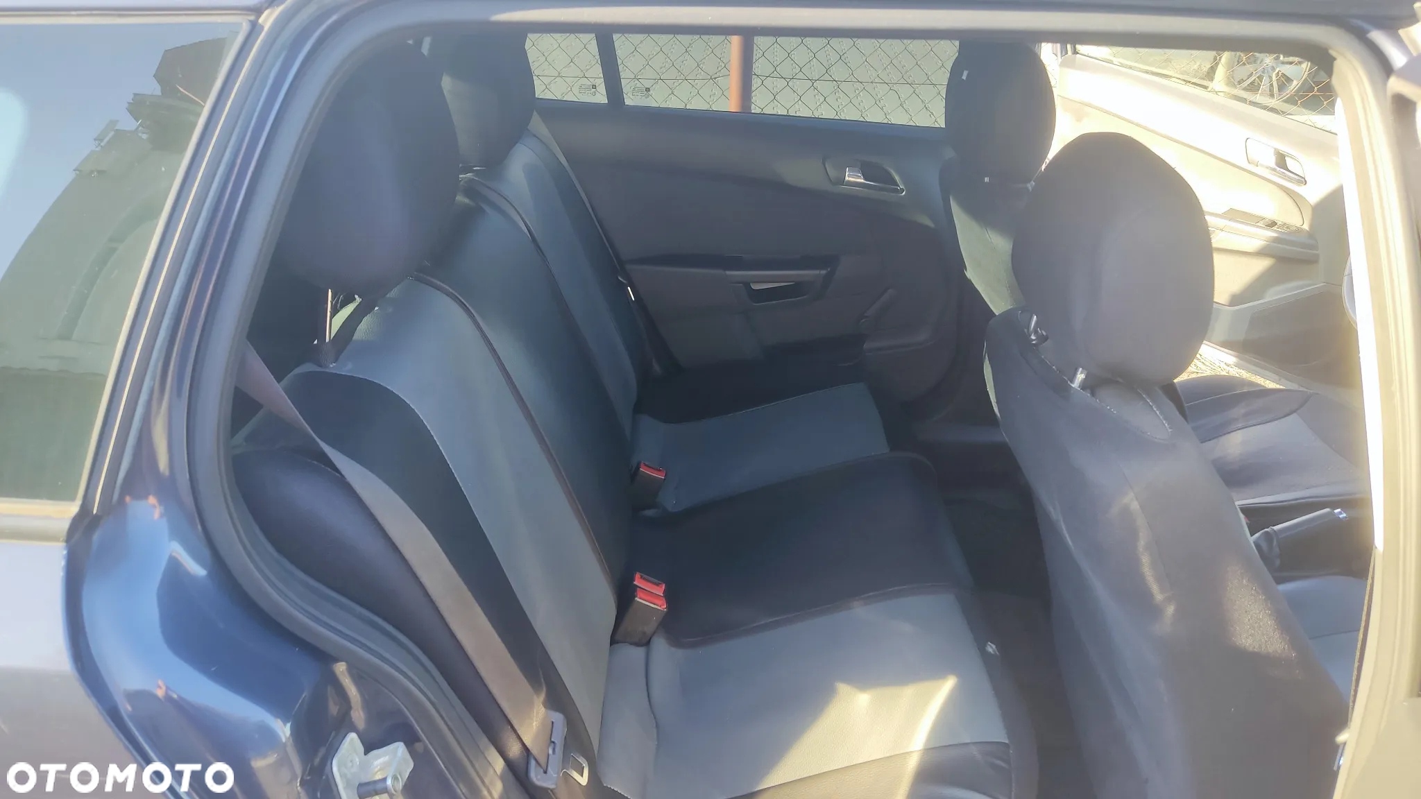 Opel Astra 1.4 Elegance - 15