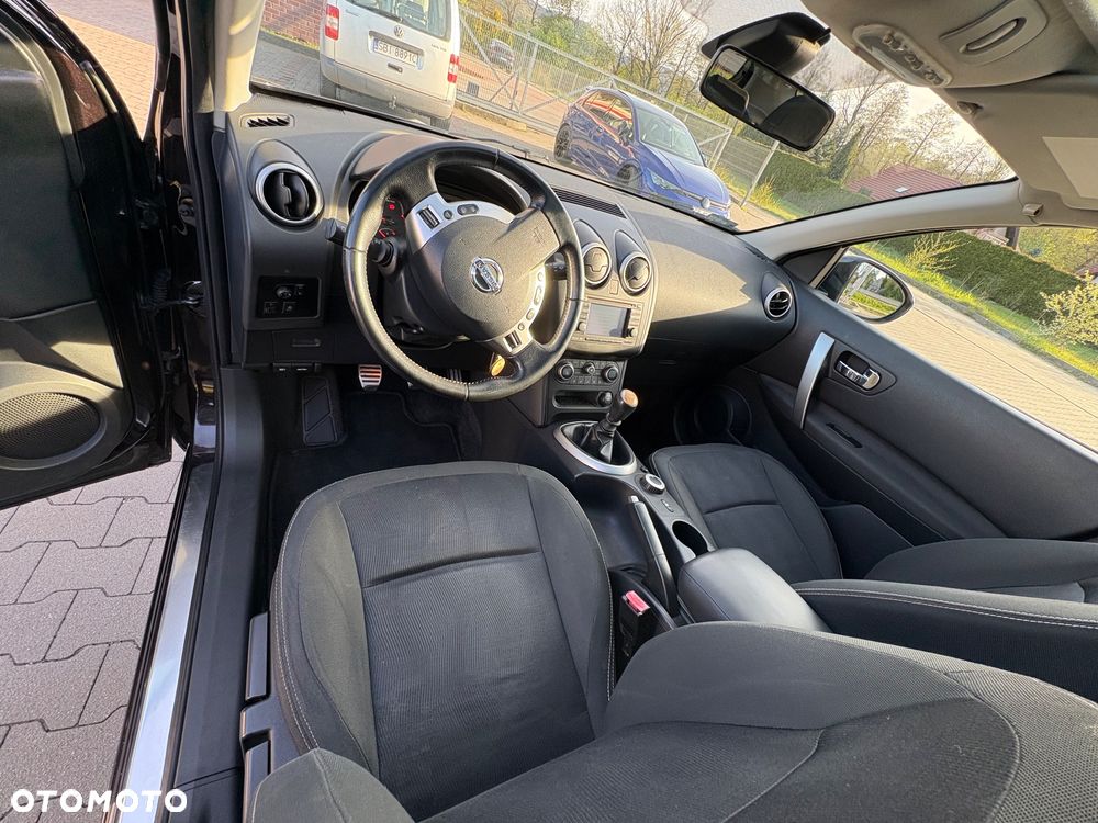 Nissan Qashqai ver-2-0-dci-4x4-tekna - 15