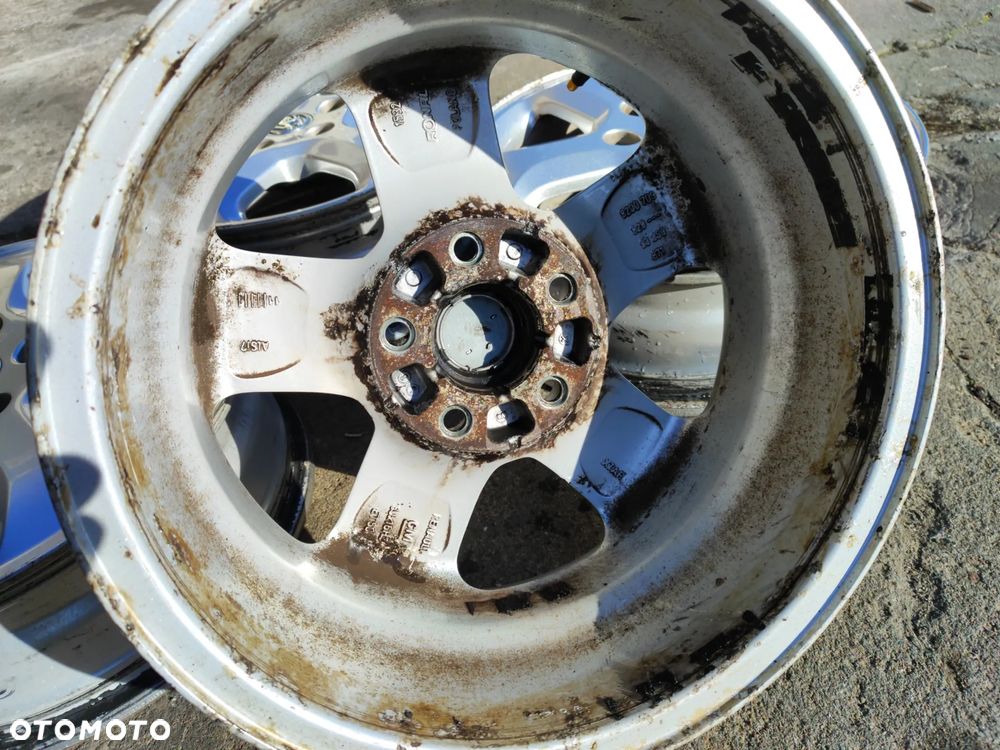 Alufelgi 16" 5x118 Trafic Vivaro Ducato Boxer Jumper Ładne! komplet 4 sztuki, średnica 16", rozstaw śrub 5x118, otwór centrujący 71,1 mm, ET50, szerokość 6", produkcja Ronal. Pasują do takich aut jak Renault Trafic, Opel Vivaro, Fiat Ducato, Citroen Jumper, Peugeot Boxer, Nissan Primastar. - 6