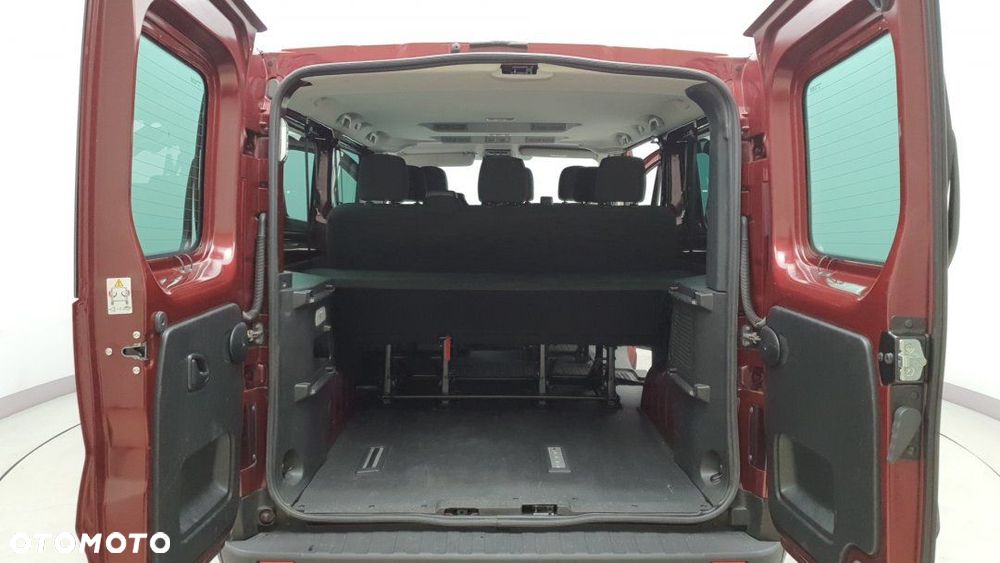 Renault Trafic - 12