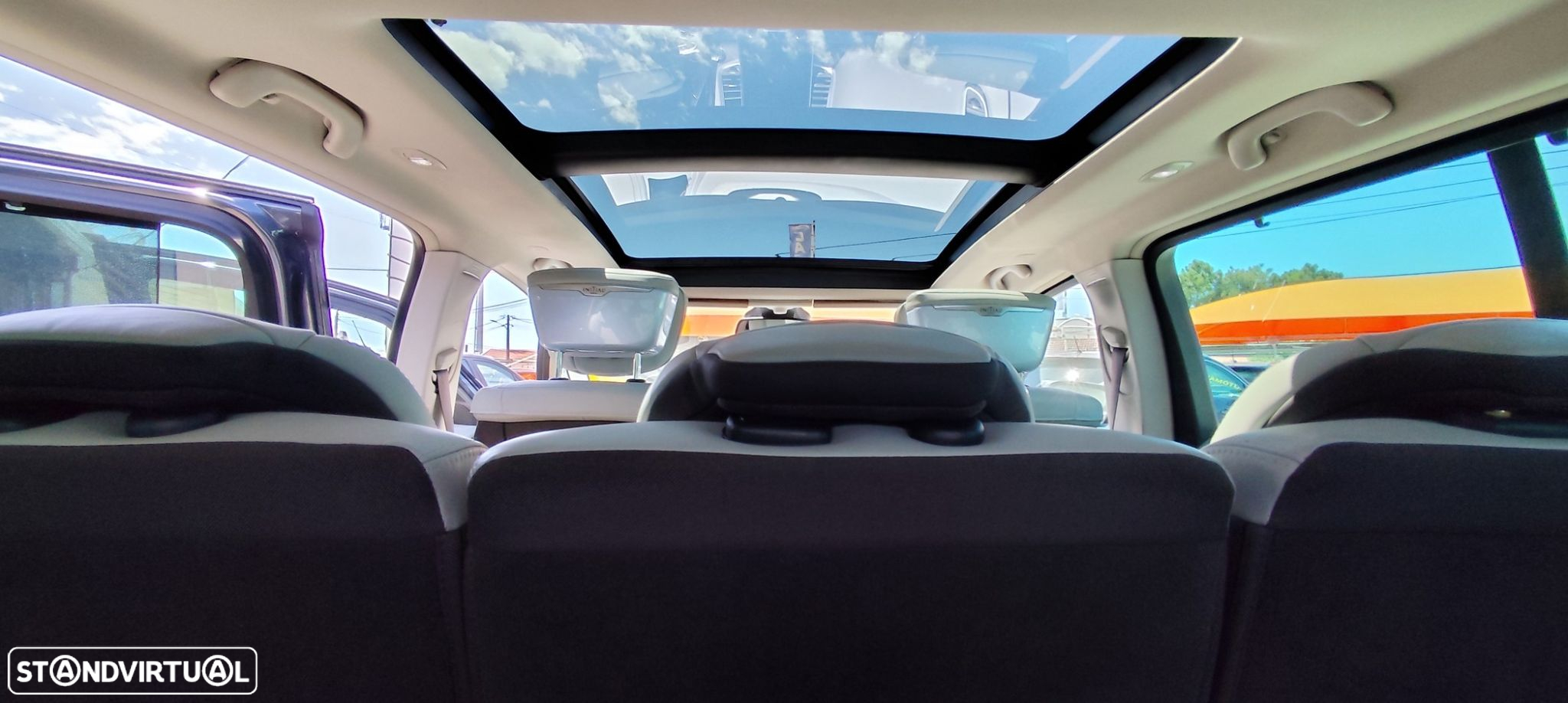 Renault Espace 1.6 dCi Initiale Paris EDC - 31
