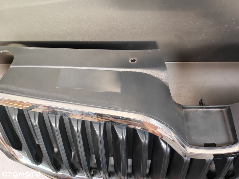 Grill Skoda Octavia 3 III Atrapa Chłodnicy Kratka 5E0853653 - 3