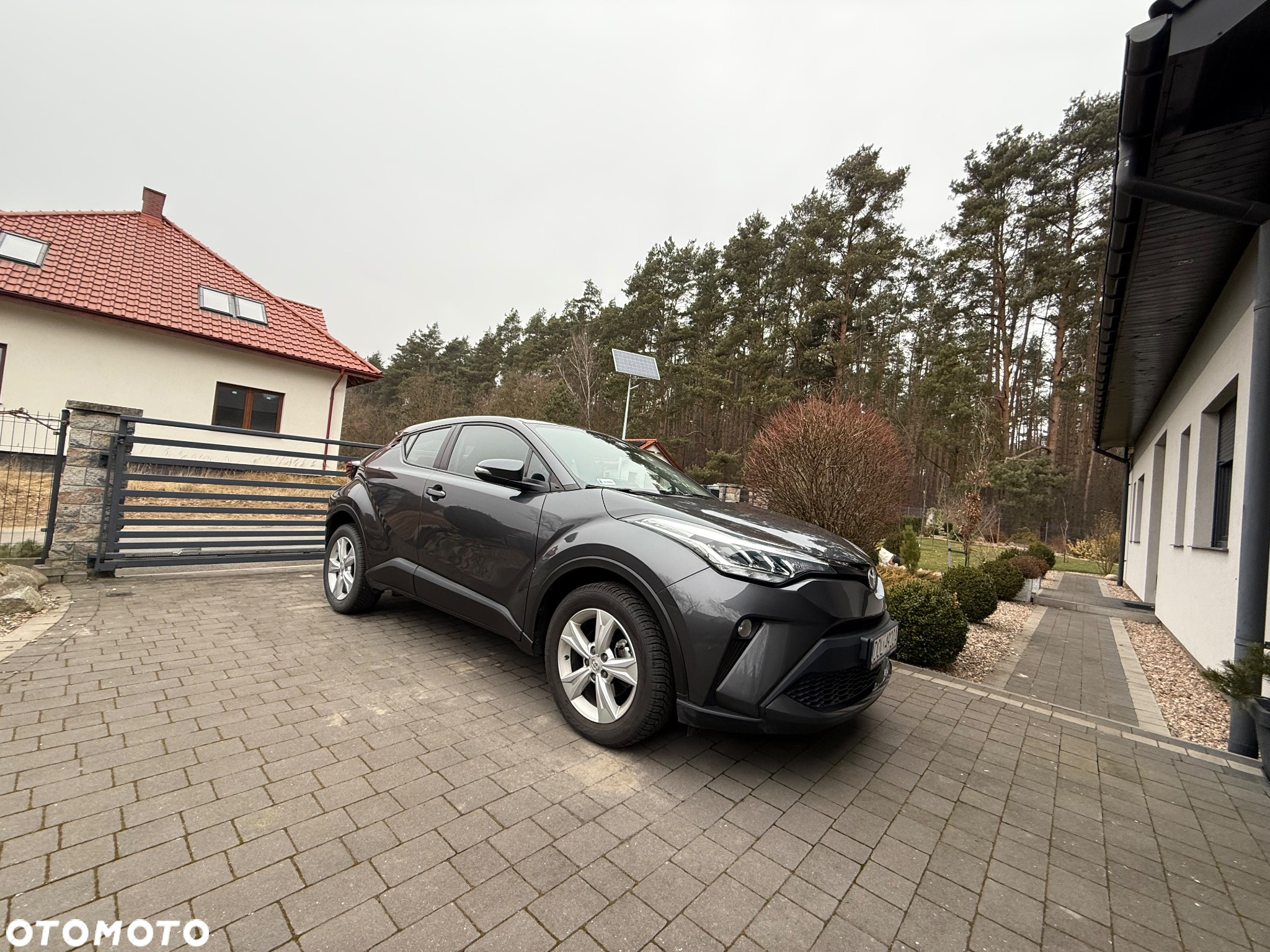 Toyota C-HR - 15