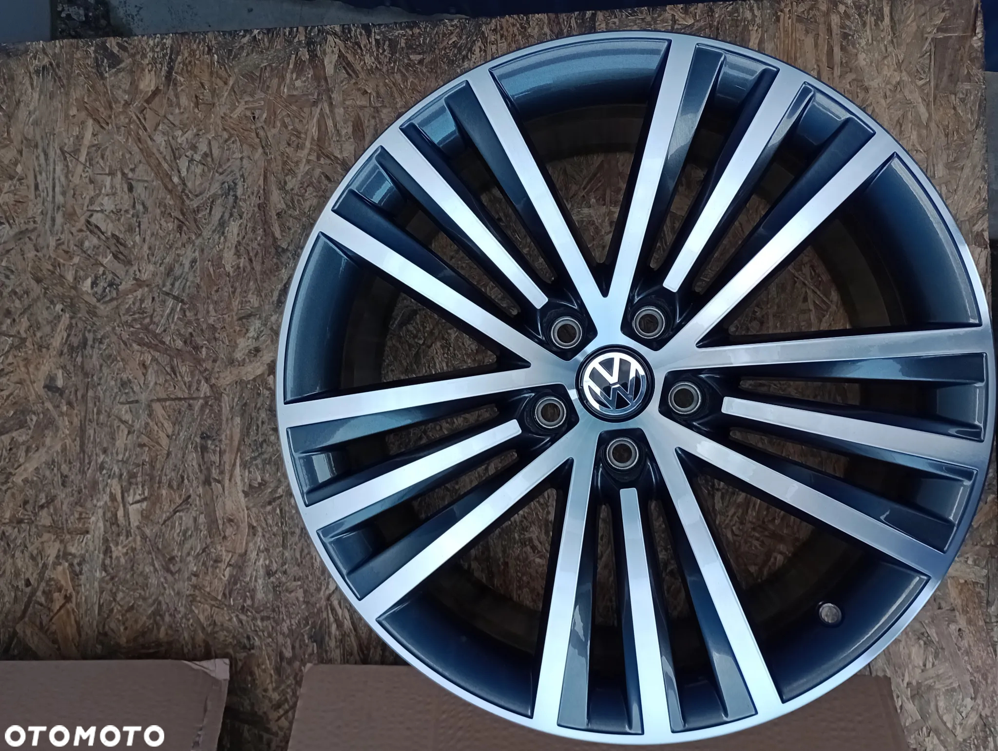 FELGI ALUMINIOWE 5x112 R19 8J ET44 VOLKSWAGEN GOLF ID3 ID7 JETTA PASSAT TIGUAN TOURAN T-ROC ARTEON - 4