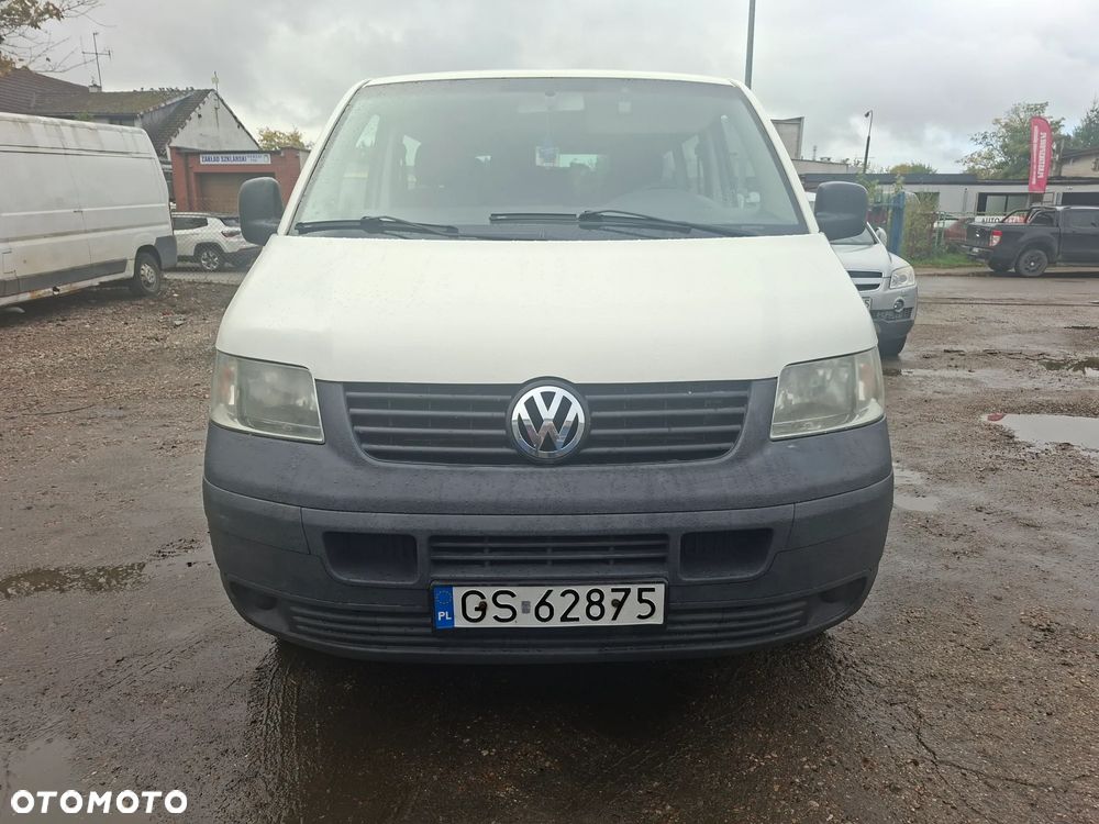 Volkswagen Transporter - 2