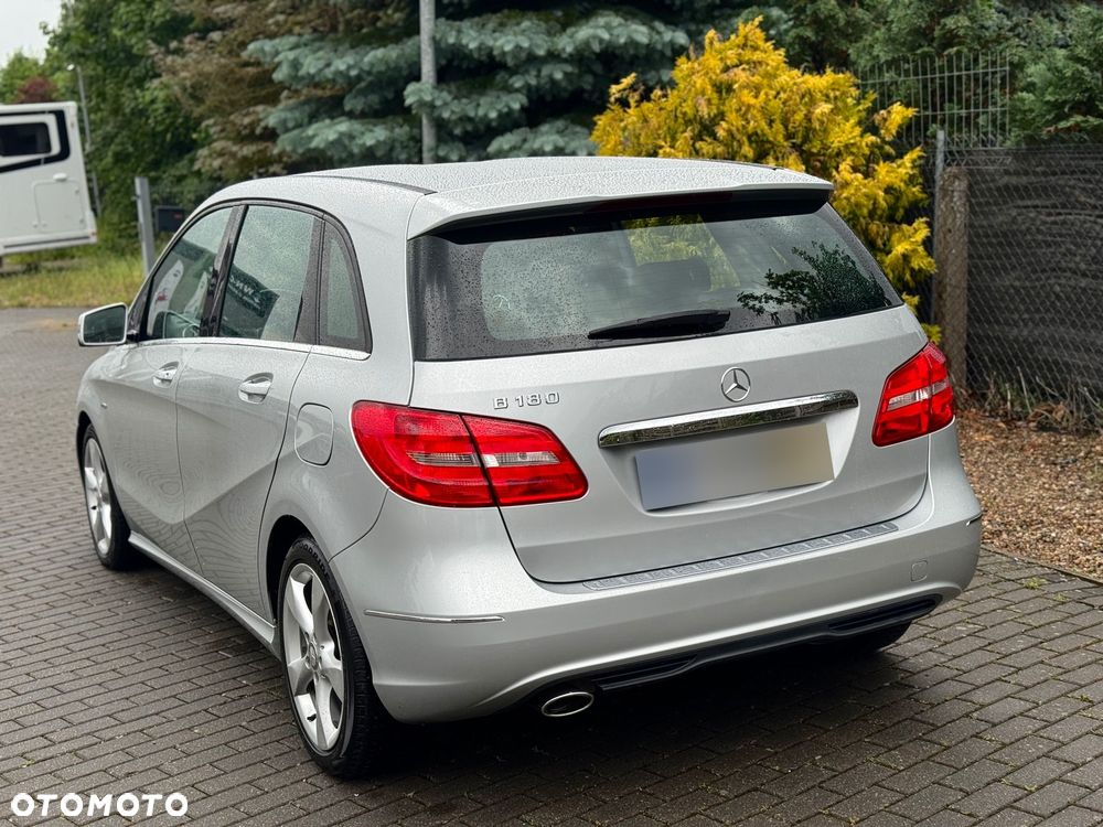 Mercedes-Benz Klasa B 180 Peak Edition - 7
