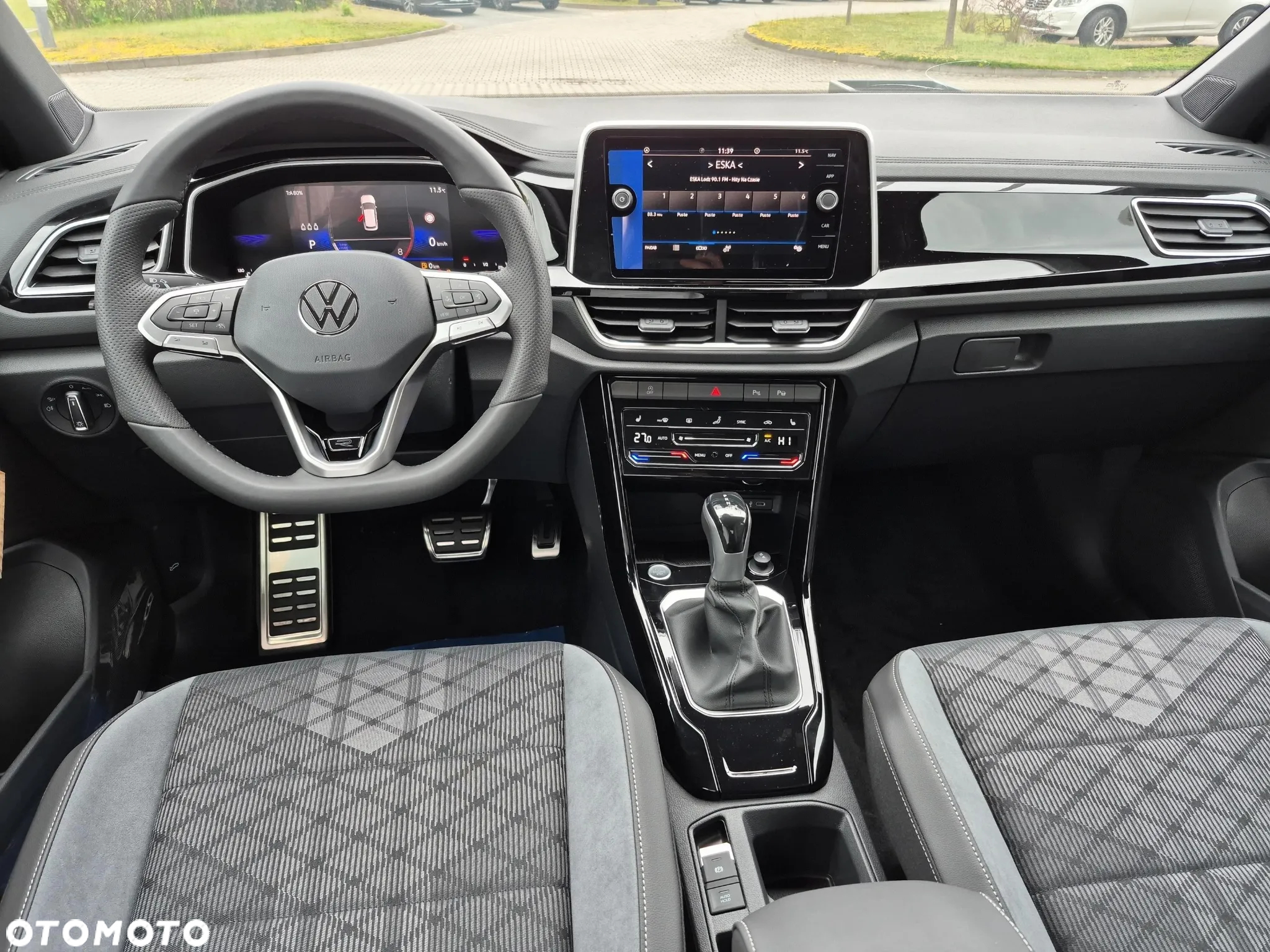 Volkswagen T-Roc - 10