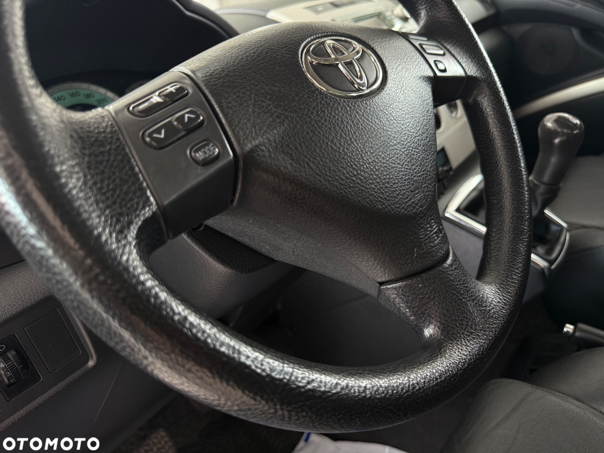 Toyota Corolla Verso 2.0 D-4D - 11